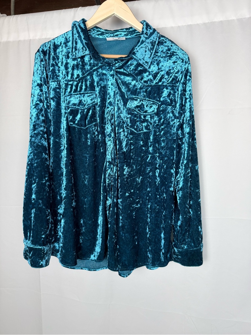 Back in the saddle Crushed Velvet Button-Down Shirt - Teal